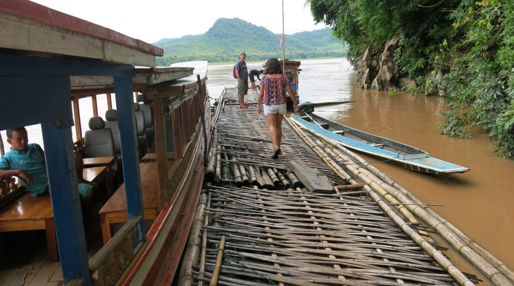 CUEVAS PAK OU LUANG PRABANG LAOS