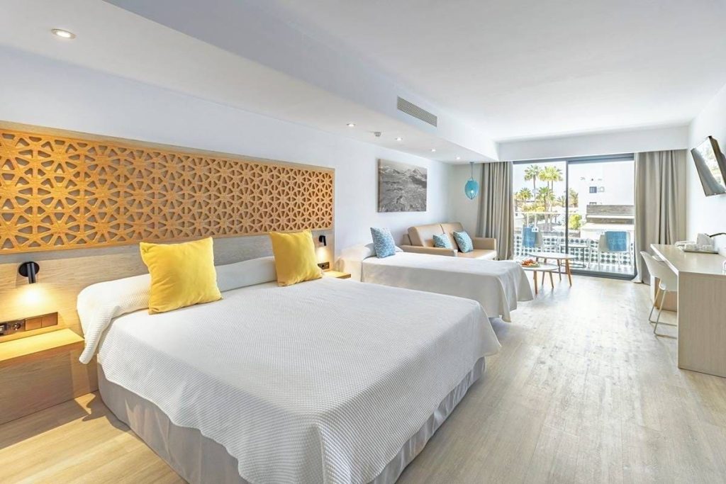 HOTEL OASIS LANZ BEACH MATE