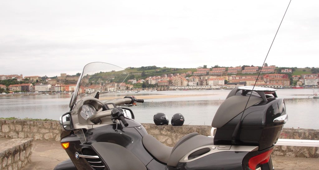 SANTILLANA DEL MAR. RUTA EN MOTO POR ASTURIAS