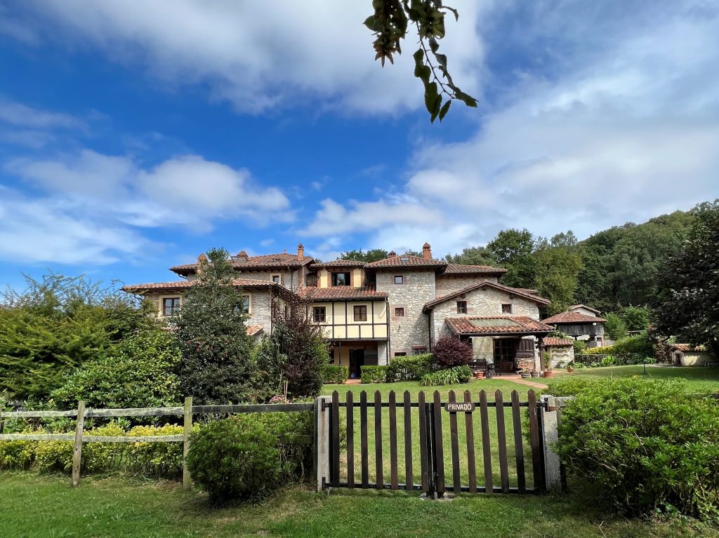 HOTEL RURAL ARREDONDO