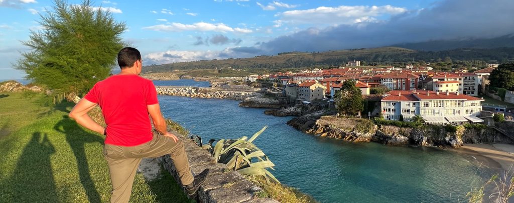 LLANES ASTURIAS EN MOTO