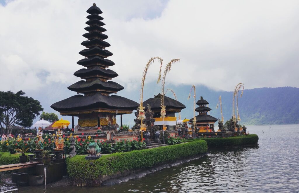 guia-de-viaje-por-bali-desde-mi-retina-templo-del-lago-pura-bratan